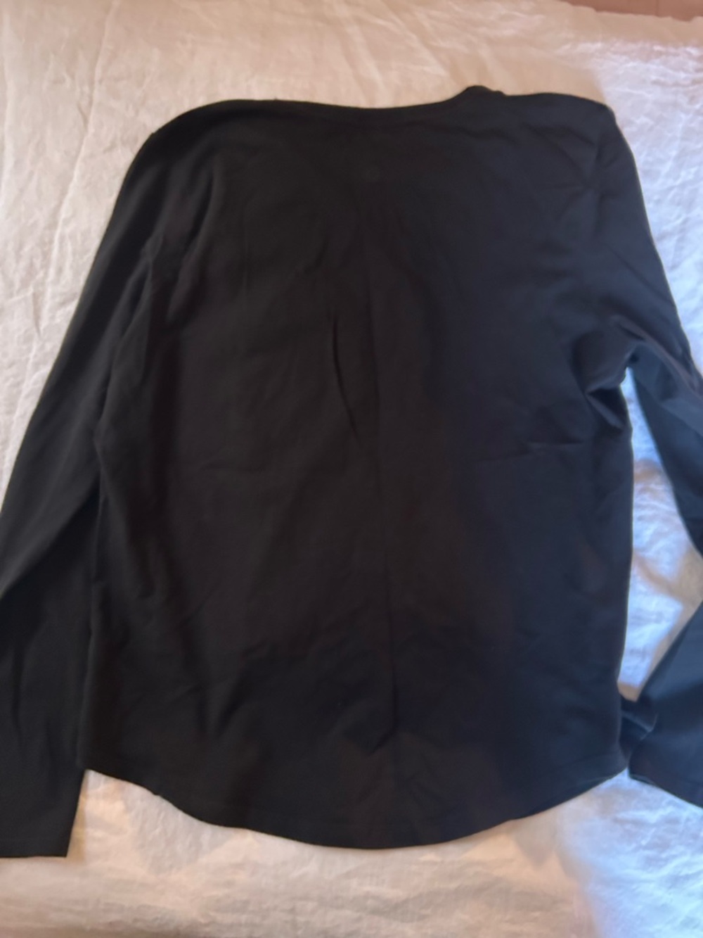 Lululemon long sleeve black tea